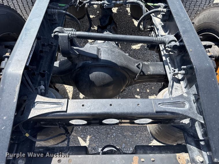 image for item ET6428 2024 International LT625 semi truck