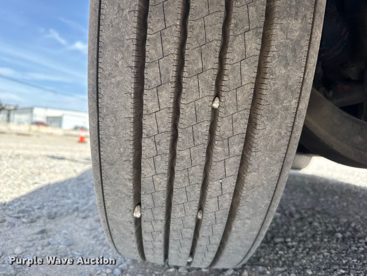 image for item ET6428 2024 International LT625 semi truck