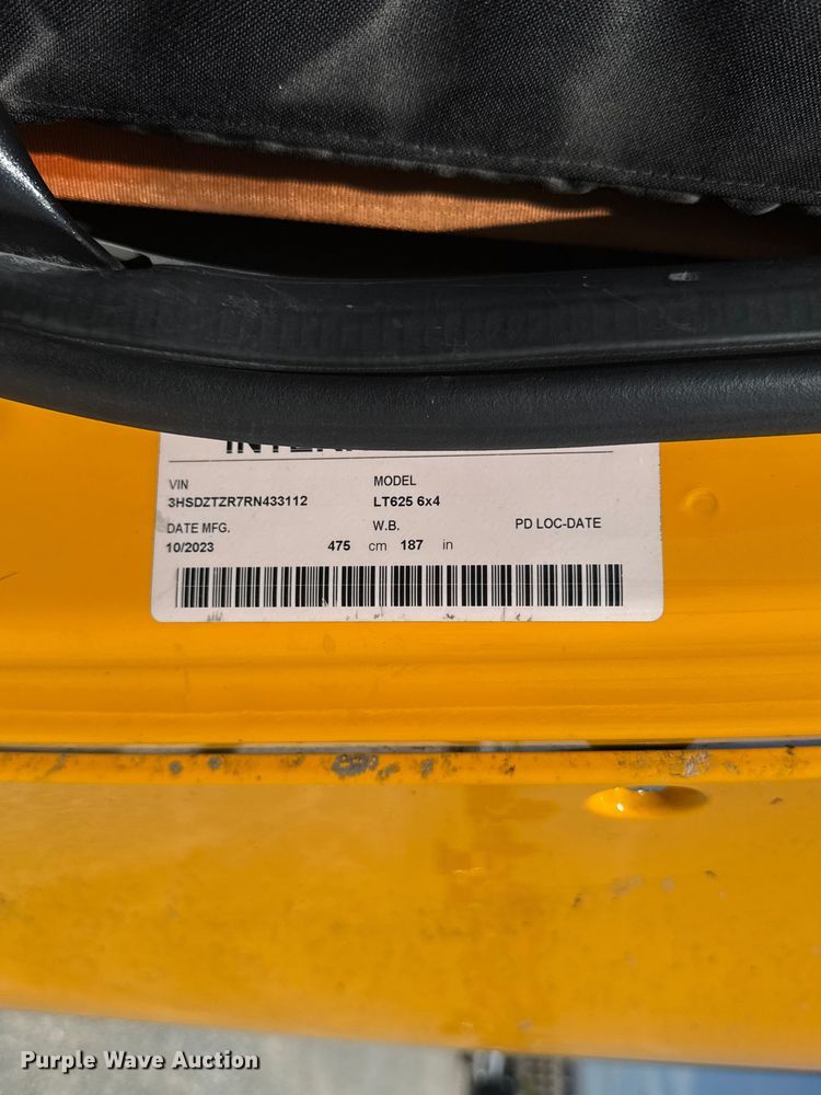image for item ET6428 2024 International LT625 semi truck