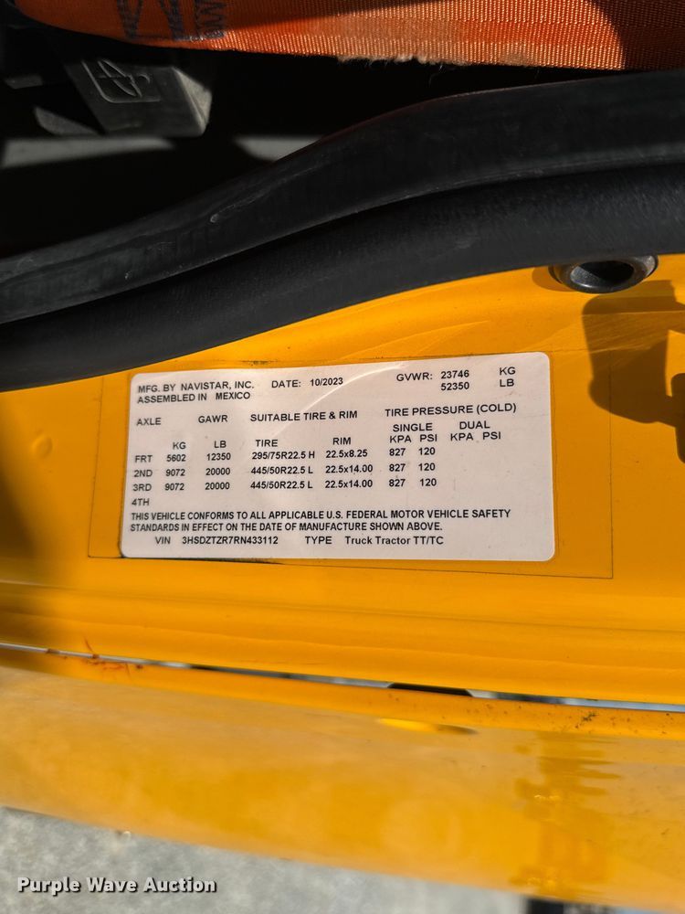image for item ET6428 2024 International LT625 semi truck