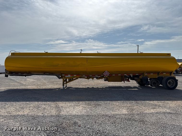 image for item ET6431 2008 Beall BAST-97-3-DC tank trailer