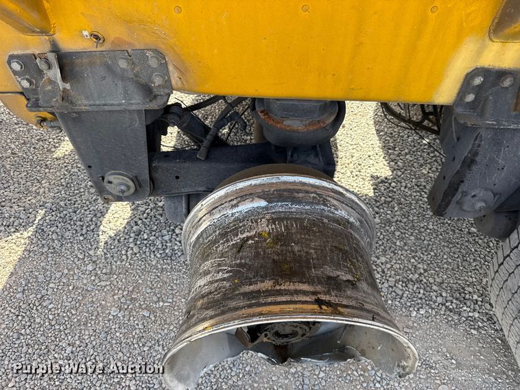 image for item ET6431 2008 Beall BAST-97-3-DC tank trailer