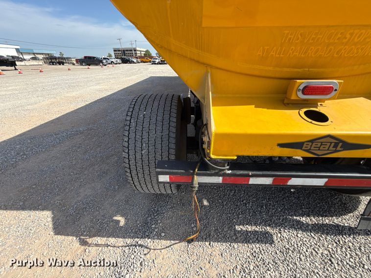 image for item ET6431 2008 Beall BAST-97-3-DC tank trailer