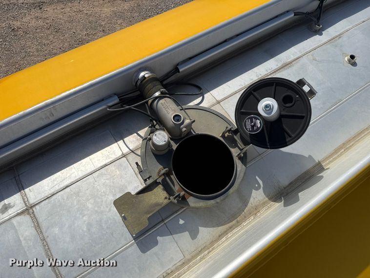 image for item ET6431 2008 Beall BAST-97-3-DC tank trailer