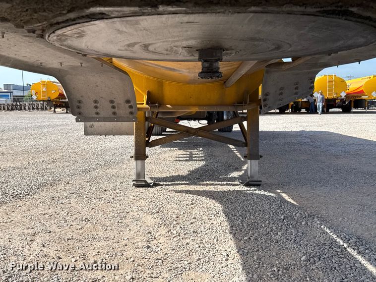 image for item ET6431 2008 Beall BAST-97-3-DC tank trailer