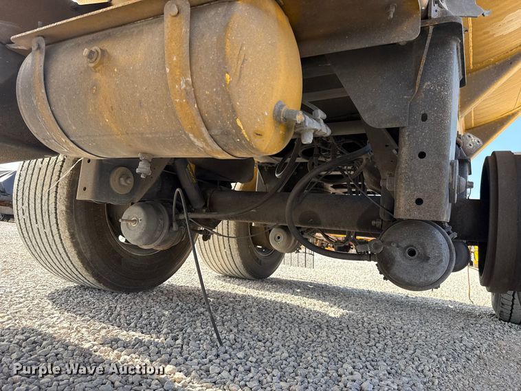 image for item ET6431 2008 Beall BAST-97-3-DC tank trailer