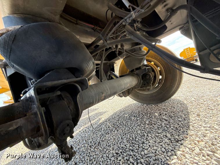 image for item ET6431 2008 Beall BAST-97-3-DC tank trailer
