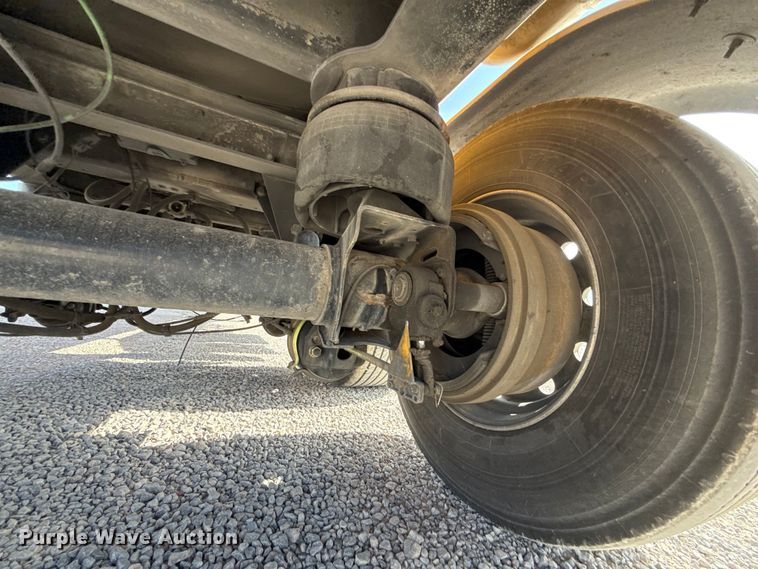 image for item ET6431 2008 Beall BAST-97-3-DC tank trailer