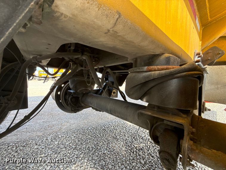 image for item ET6431 2008 Beall BAST-97-3-DC tank trailer
