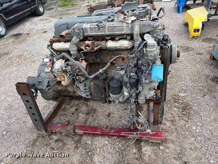 image for item EW0005 (2) Paccar diesel engines