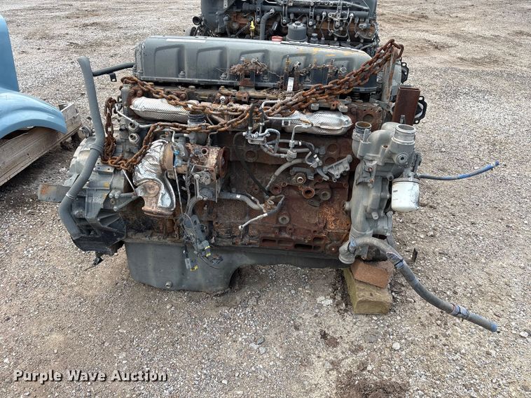 image for item EW0005 (2) Paccar diesel engines