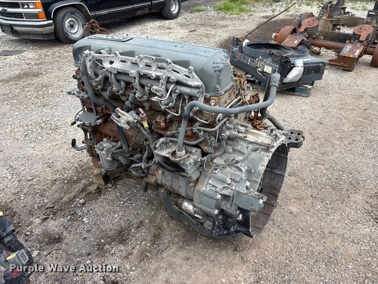 image for item EW0005 (2) Paccar diesel engines