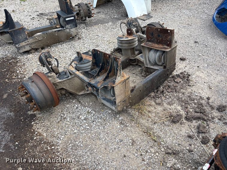 image for item EW0007 Watson & Chalin Mfg 100126-3 steerable air operated lift axle