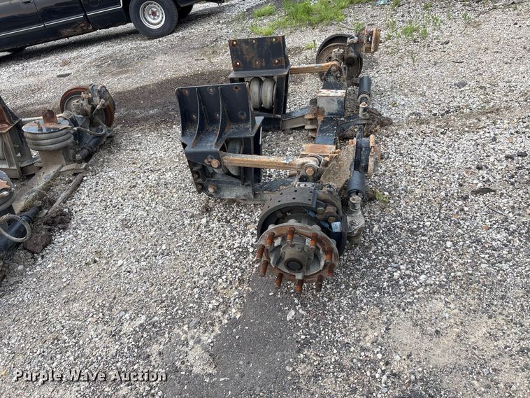 image for item EW0008 Steerable air operated lift axle