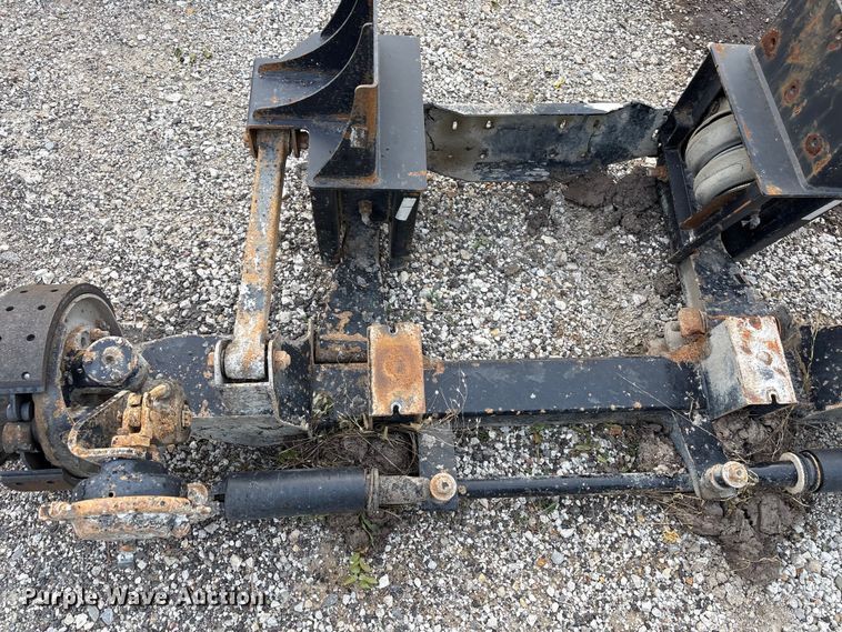 image for item EW0008 Steerable air operated lift axle