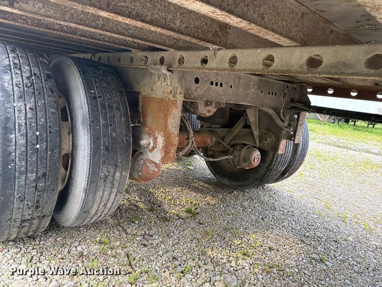 image for item EW2051 2004 Utility Trailer Manufacturer dry van trailer