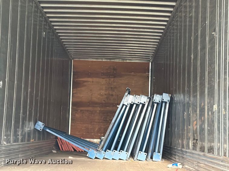image for item EW2051 2004 Utility Trailer Manufacturer dry van trailer
