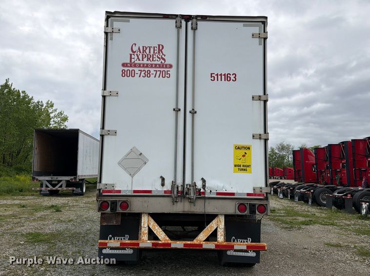 image for item EW2059 2004 Utility dry van trailer
