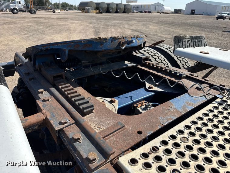 image for item EW4020 2009 Kenworth W900 crane truck