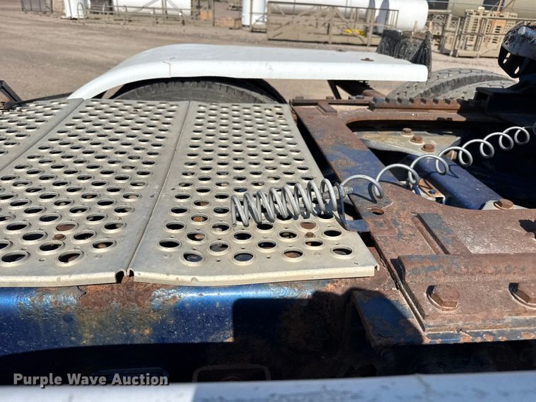 image for item EW4020 2009 Kenworth W900 crane truck