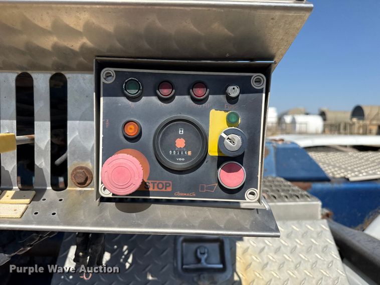 image for item EW4020 2009 Kenworth W900 crane truck
