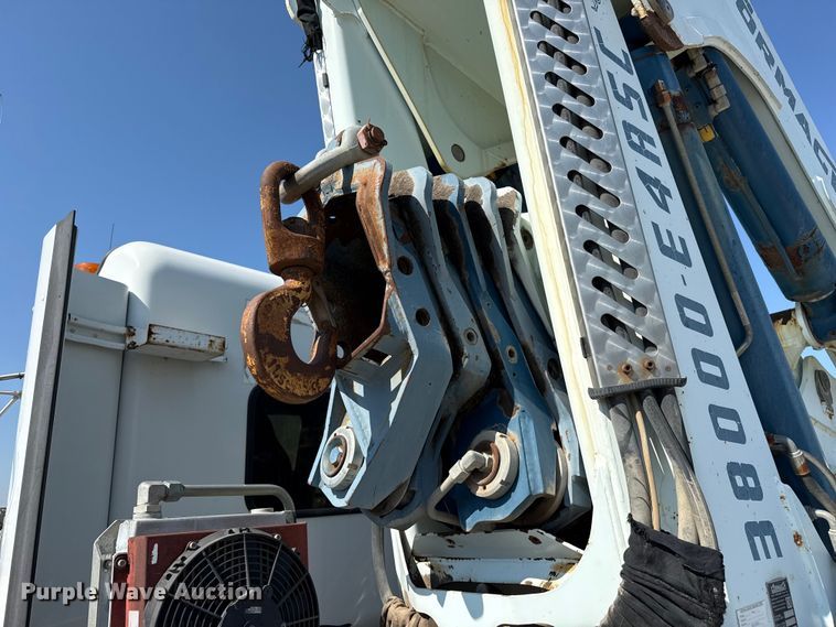 image for item EW4020 2009 Kenworth W900 crane truck