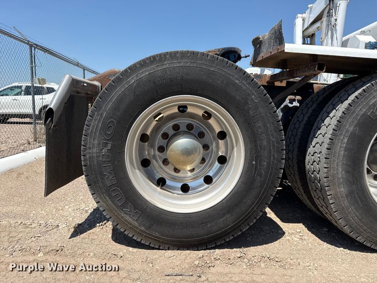 image for item EW4020 2009 Kenworth W900 crane truck