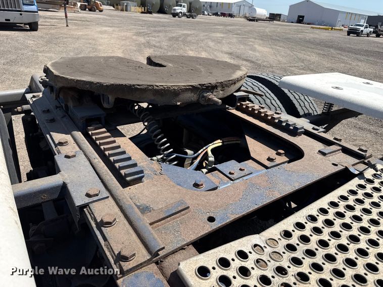 image for item EW4021 2009 Kenworth W900 crane truck