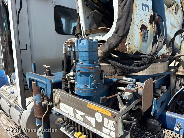 image for item EW4021 2009 Kenworth W900 crane truck
