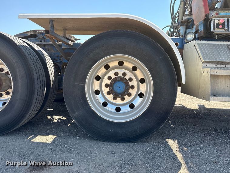 image for item EW4021 2009 Kenworth W900 crane truck