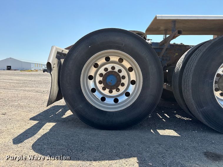 image for item EW4021 2009 Kenworth W900 crane truck