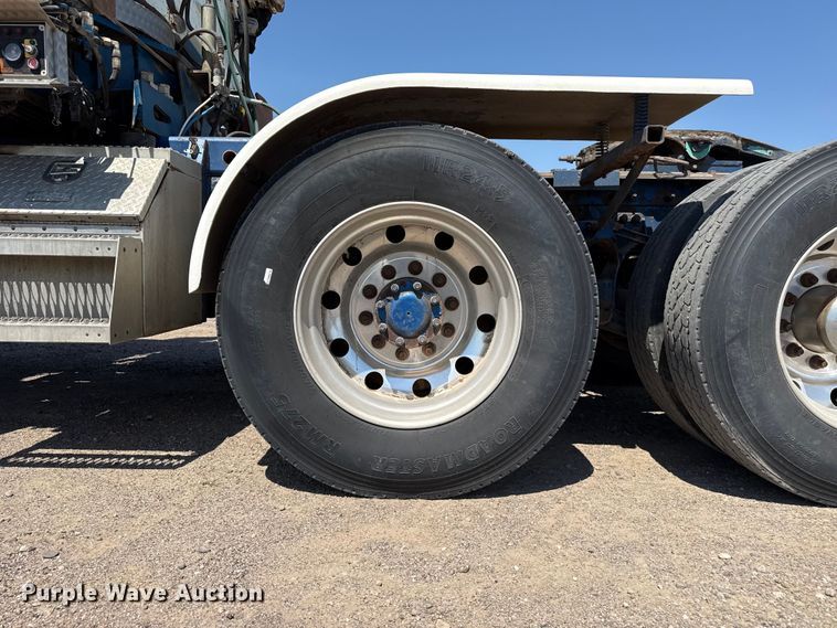 image for item EW4021 2009 Kenworth W900 crane truck