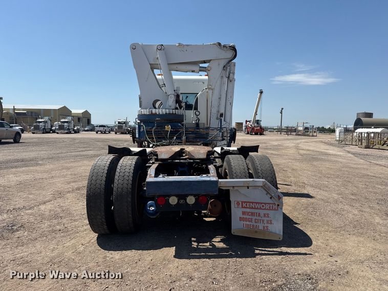 image for item EW4024 2006 Kenworth W900 crane truck