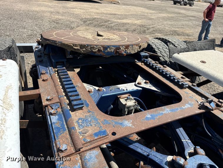 image for item EW4024 2006 Kenworth W900 crane truck