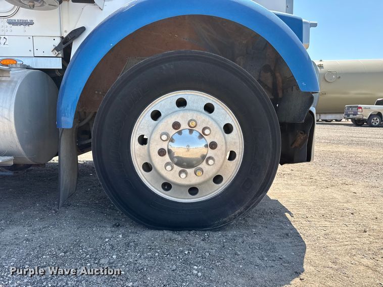 image for item EW4024 2006 Kenworth W900 crane truck