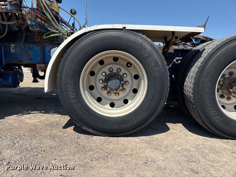 image for item EW4024 2006 Kenworth W900 crane truck