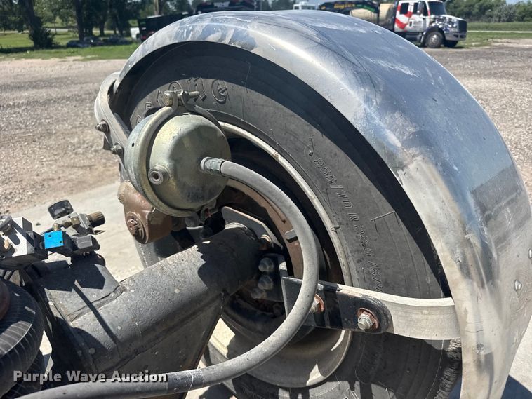 image for item EW4975 Lift axle