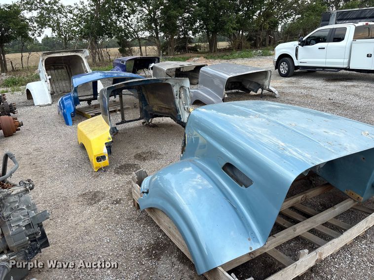 image for item EW8993 (4) semi truck hoods