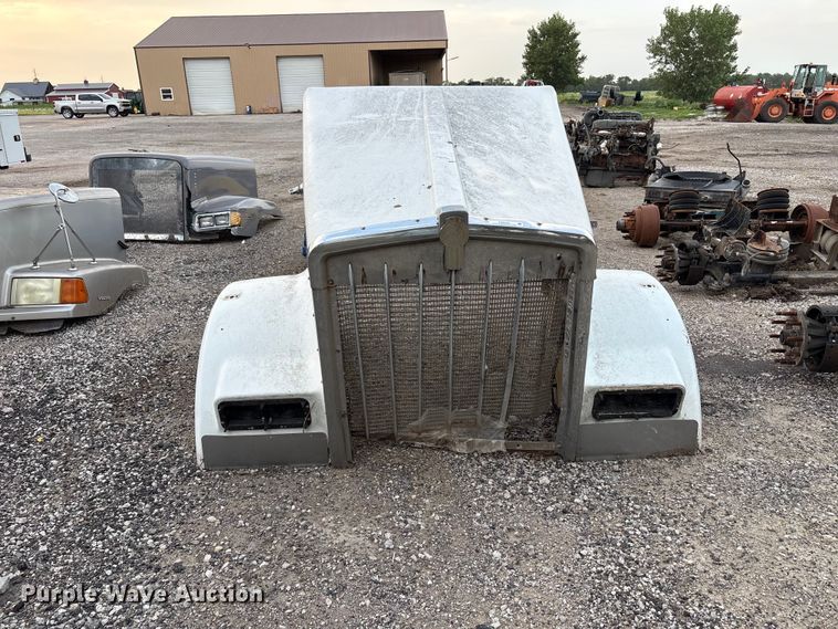image for item EW8993 (4) semi truck hoods