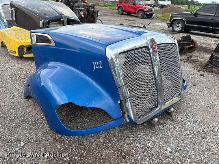 image for item EW8993 (4) semi truck hoods