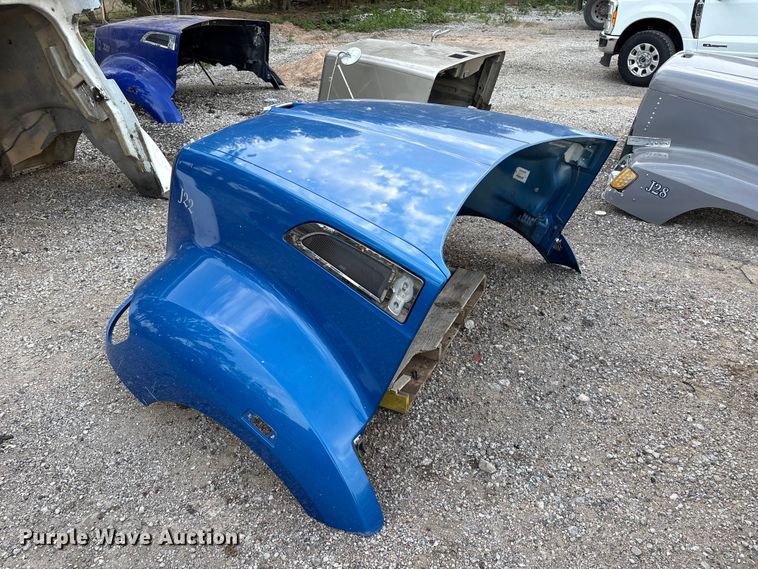 image for item EW8993 (4) semi truck hoods