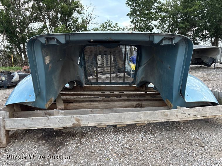 image for item EW8993 (4) semi truck hoods