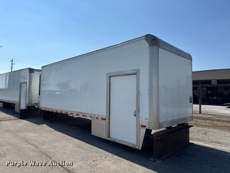 image for item EX2055 Supreme SVF24091102 box bed
