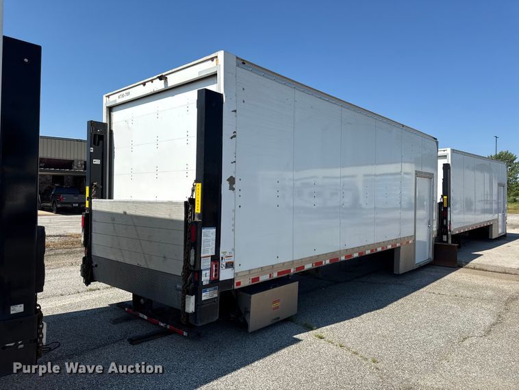 image for item EX2056 Supreme SVF24091102 box bed