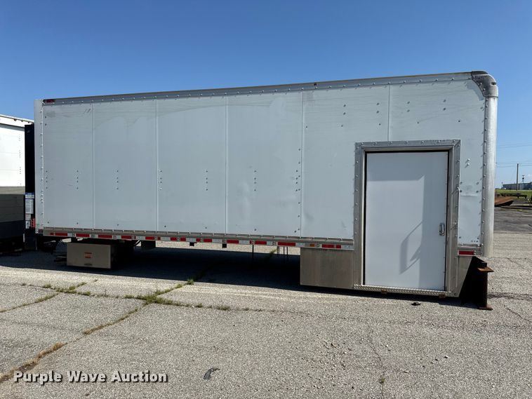 image for item EX2057 Supreme SVF24091102 box bed