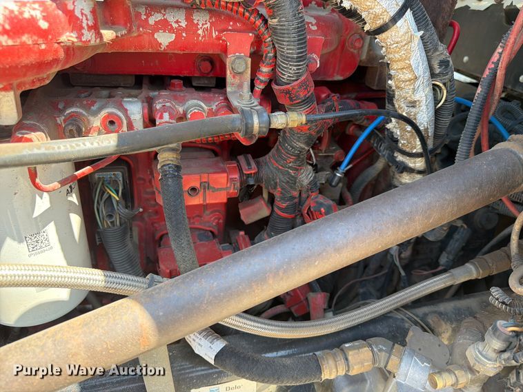 image for item EX4026 2012 Peterbilt 389 semi truck