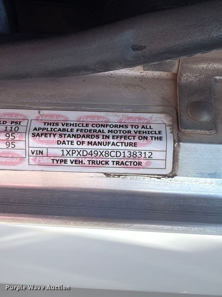 image for item EX4026 2012 Peterbilt 389 semi truck