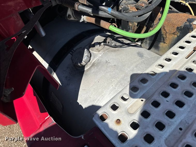 image for item FB5728 2006 Volvo VNL semi truck