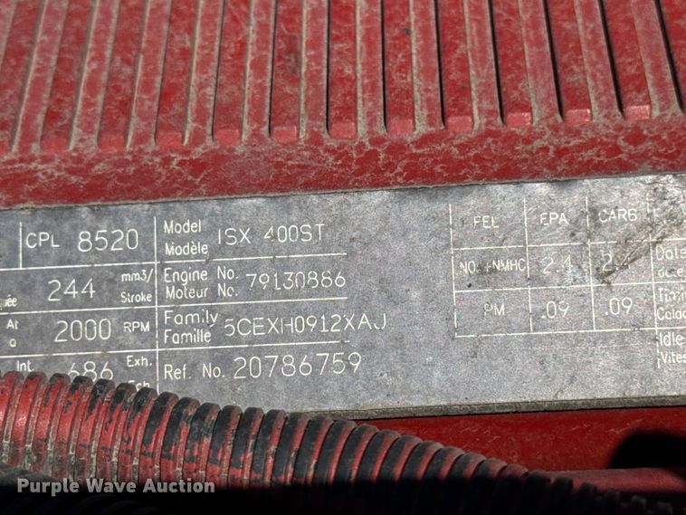 image for item FB5728 2006 Volvo VNL semi truck