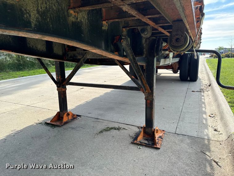 image for item FB5744 2013 Great Dane FSP-0024-00090 flatbed trailer